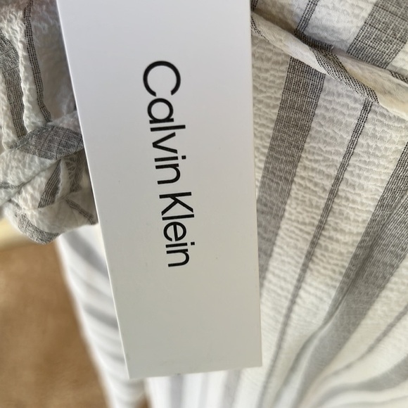 New! Calvin Klein SZ 8, white/grey striped faux wrap dress. - Picture 4 of 11